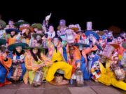 La Rua de Carnaval d’Igualada transforma el centre de la ciutat en un espectacle de música i color