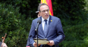 Rull demana frenar la “banalització del feixisme” en la commemoració del Parlament de la fi de la Segona Guerra Mundial