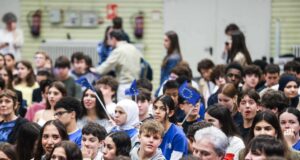 Uns 600 alumnes de 22 centres catalans celebren el Dia d’Europa a Barcelona i commemoren el 40è aniversari de l’adhesió