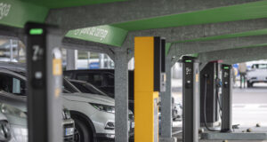 Catalunya supera les 11.800 matriculacions a l’abril en un mercat impulsat pels electrificats (+55%)