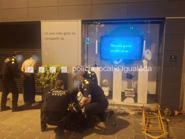 intent de robatori en una joieria del centre d'Igualada