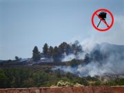 Incendi a Igualada: les flames arriben a tocar de les piscines del Molí Nou